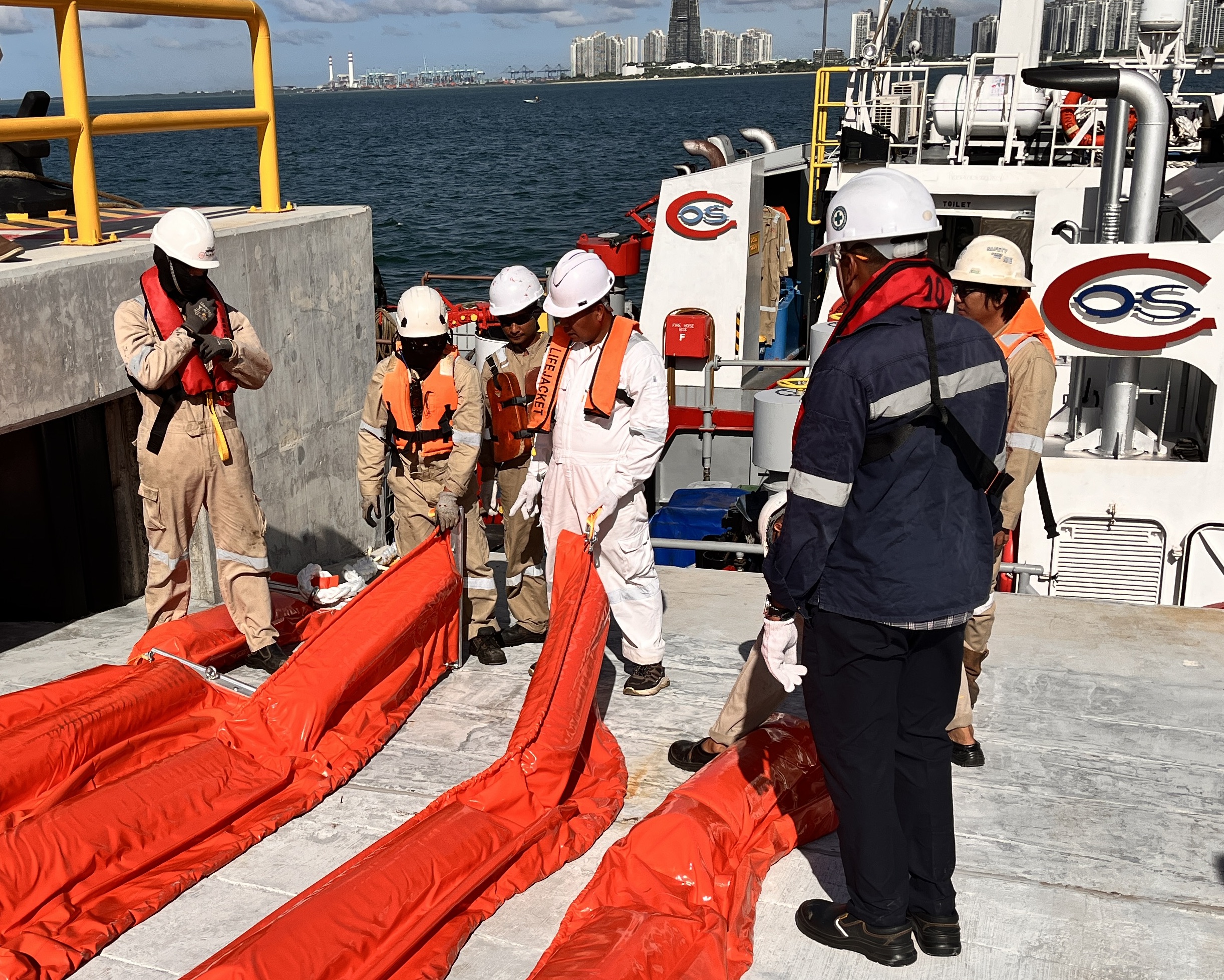 0772F24F-B688-4DF8-94F0-D1C88B275239_1_201_a